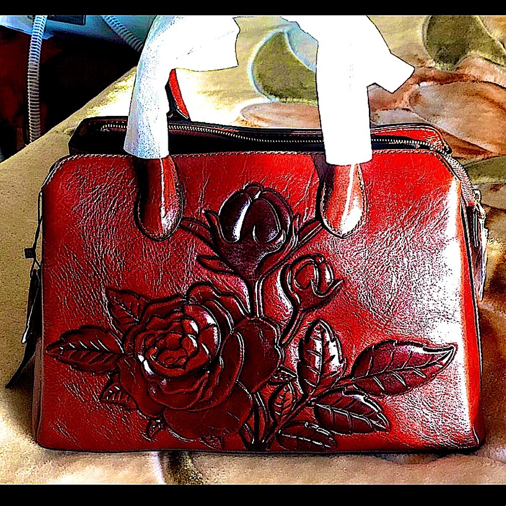 🍁🍂Beautifully crafted Italian brown leather appliqué  hand bag🔥